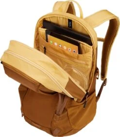 Thule EnRoute 23L - Backpack - Laptop Rugzak - Ochre/Golden -Reisbagage Winkel 1050x1200 11