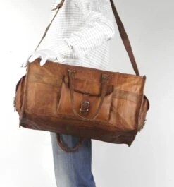 Merkloos Reistas Van ECHTE LEER - Sporttas - Weekendtas MALAGA Echte Leder - Cognac Bruin -HANDGEMAAKTE VINTAGE STIJL Duffel Tas -Reisbagage Winkel 1117x1200 1