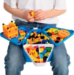 Trunki: TEEBEE Terrance Blauw - Kids Travel Toy Box, Bevat Een Leuk Activiteitenboekje, Kleurpotloden En Stickers, In Doos 15,5x18x18cm, 3+ -Reisbagage Winkel 1186x1200