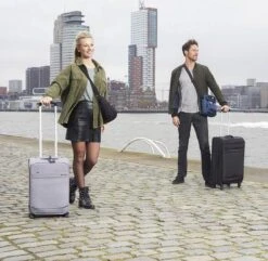 Enrico Benetti Dallas 39042 Handbagage Koffer Softcase - Grijs -Reisbagage Winkel 1200x1169 5