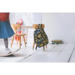 Little Legends Kinderrugzak / Rugtas / Schooltas - Little Legends - 9 Liter - Polyester - Met Fancy Print 22 Little Legends Kinderrugzak / Rugtas / Schooltas - Little Legends - 9 Liter - Polyester - Met Fancy Print -Reisbagage Winkel 1200x1200 2160