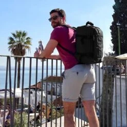 CabinMax Metz Reistas – Handbagage 20L – Rugzak – Schooltas - 40x25x20 Cm – Compact Backpack – Lichtgewicht – Oxide Rood 25 CabinMax Metz Reistas – Handbagage 20L – Rugzak – Schooltas - 40x25x20 Cm – Compact Backpack – Lichtgewicht – Oxide Rood -Reisbagage Winkel 1200x1200 2232