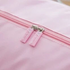 Merkloos Opvouwbare Reistas Roze - Opbergtas - Weekendtas - Reistas Voor Handbagage - Opvouwbare Reistassen Dames - Reistas Voor Op Koffer - Dames Tas - Damestas - Tas Voor Reizen - Sporttas -Reisbagage Winkel 1200x1200 2343