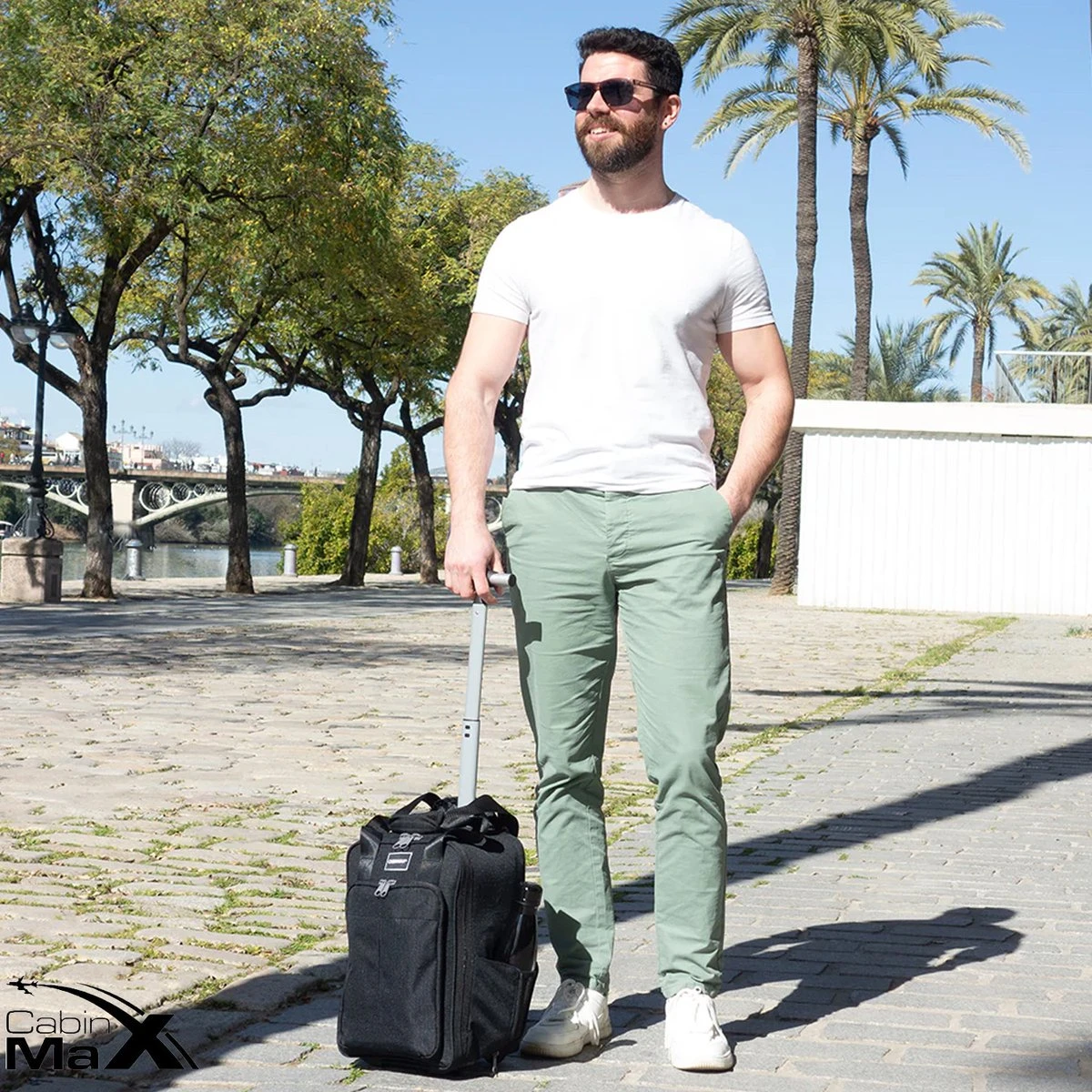 CabinMax Narvik Wieltas - Ryanair Reistas Op Wielen - Handbagage 20L - 40x20x25cm - Zwart 7 CabinMax Narvik Wieltas - Ryanair Reistas Op Wielen - Handbagage 20L - 40x20x25cm - Zwart - Afbeelding 5