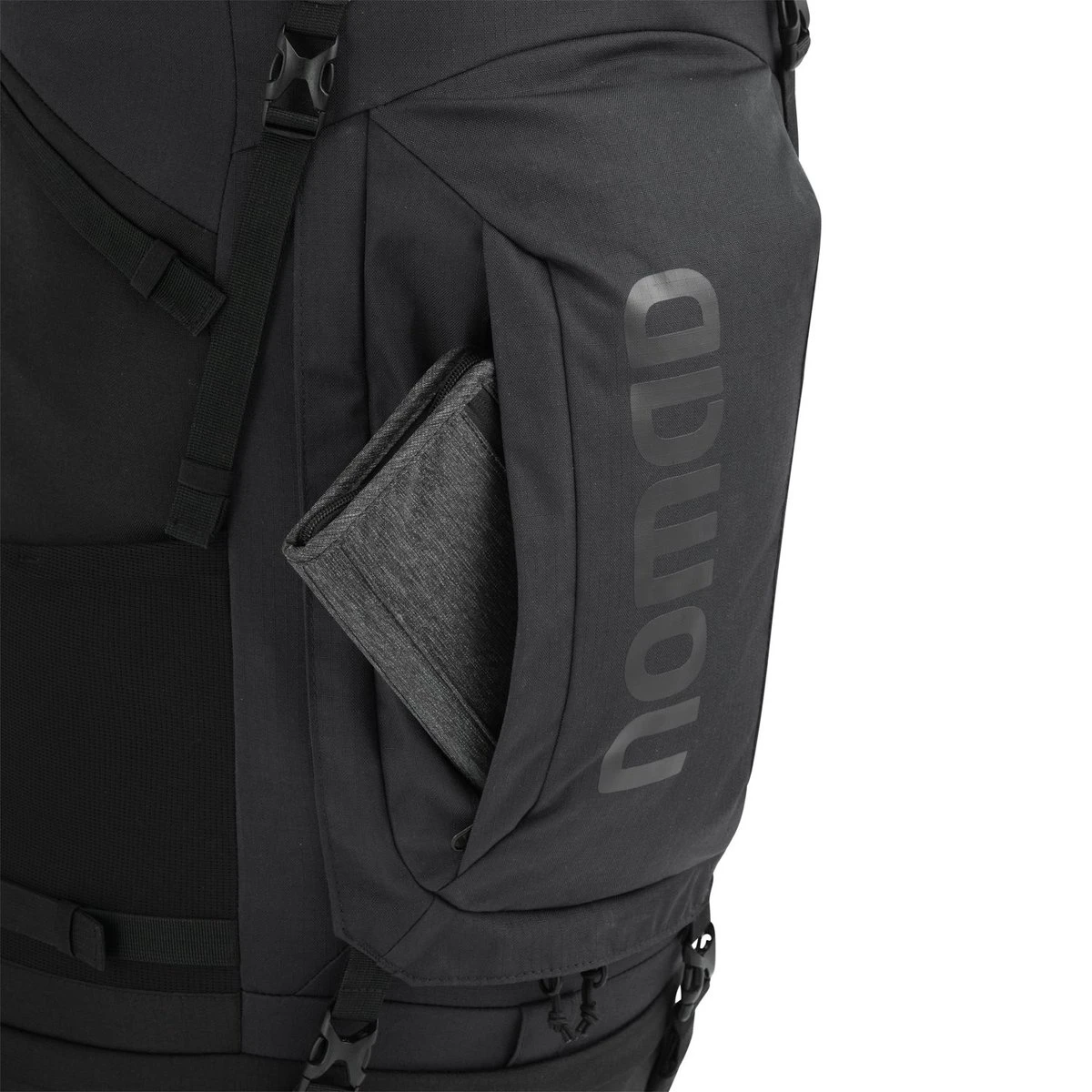 NOMAD® Batura 55 Liter Zwart | Premium Backpack Heren & Dames | Rugzak Incl Flightbag / Hoes 12 NOMAD® Batura 55 Liter Zwart | Premium Backpack Heren & Dames | Rugzak Incl Flightbag / Hoes - Afbeelding 10