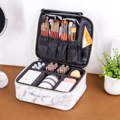 YONO Beautycase Marmer Design - Make Up Koffer Dames – Makeup Organizer – Tas Voor Cosmetica – Reis Toilettas – Wit -Reisbagage Winkel 1200x1200 2612