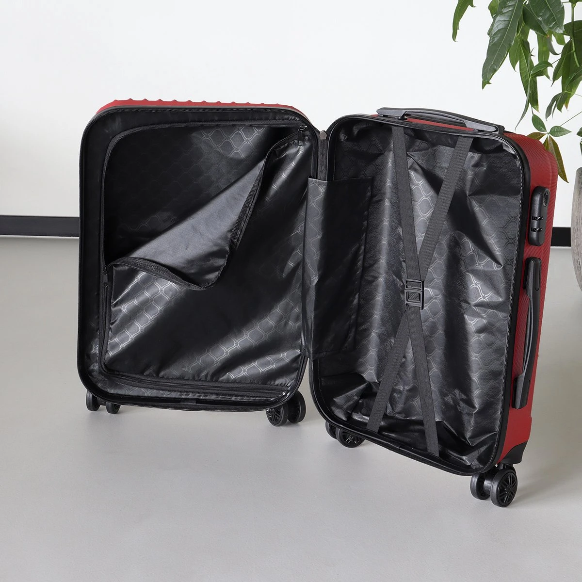 Handbagage Koffer 55cm Rood 4 Wielen Trolley Met Pin Slot 4 Handbagage Koffer 55cm Rood 4 Wielen Trolley Met Pin Slot - Afbeelding 2