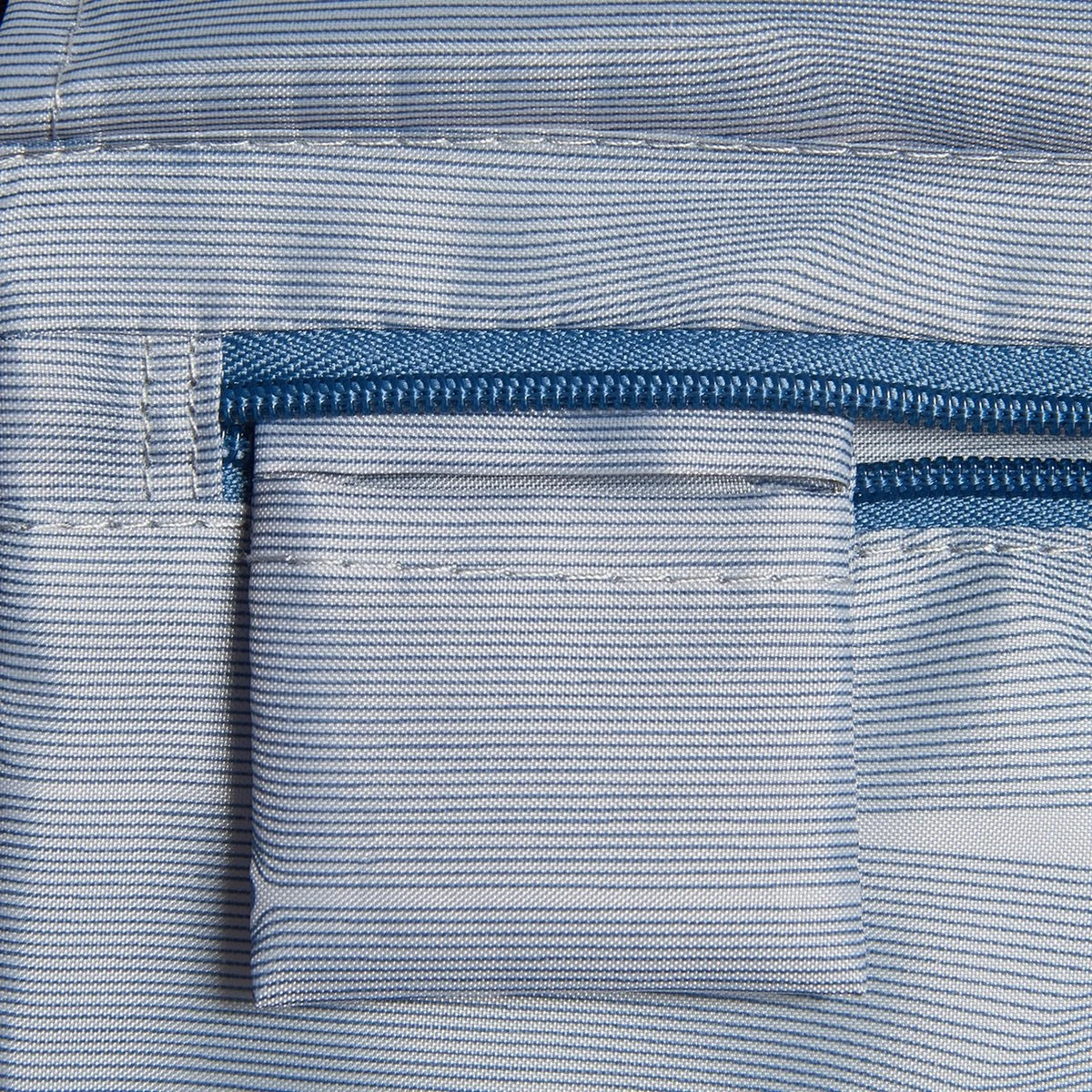 Delsey Handbagage Harde Koffer / Trolley / Reiskoffer - Freestyle - 55 Cm - Grijs 6 Delsey Handbagage Harde Koffer / Trolley / Reiskoffer - Freestyle - 55 Cm - Grijs - Afbeelding 4