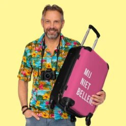 NoBoringSuitcases.com® Koffer Groot - Quotes - Spreuken - Mij Niet Bellen. - Roze - Wit - Trolley Koffer Met TSA-slot - Met Wielen - 90 Liter - Reiskoffer - 66 Cm -Reisbagage Winkel 1200x1200 953