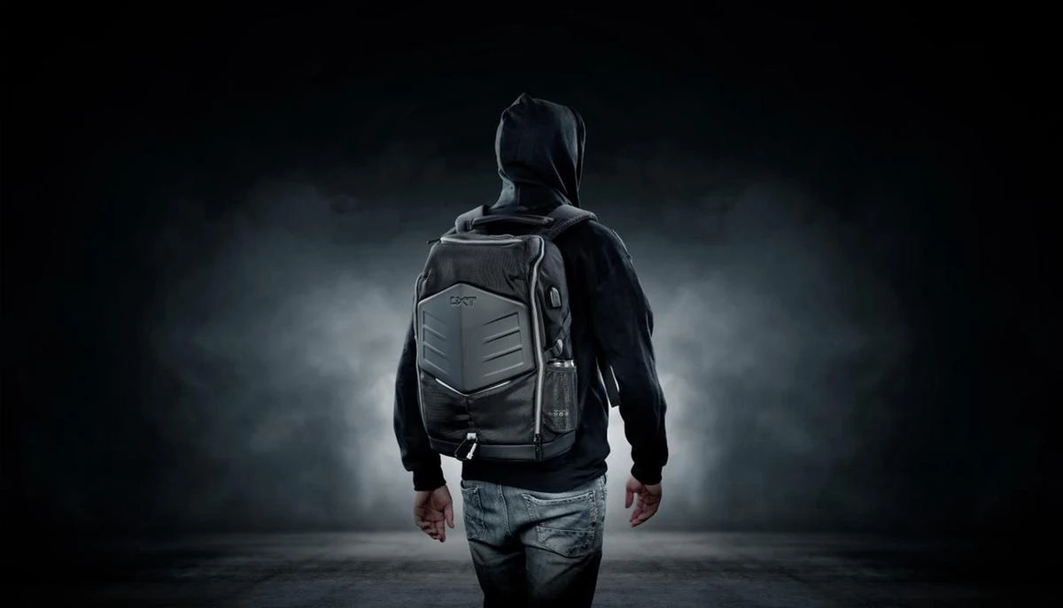 TRUST GXT 1255 Outlaw - Gaming Laptop Rugzak - 15 Inch - Zwart 12 TRUST GXT 1255 Outlaw - Gaming Laptop Rugzak - 15 Inch - Zwart - Afbeelding 10