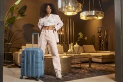 ©TROLLEYZ - Paris No.5 - Trolley - 55cm Met TSA Slot - Dubbele Wielen - 360° Spinners - 100% Polypropyleen - Handbagage Koffer In Ice Blue -Reisbagage Winkel 1200x800 46