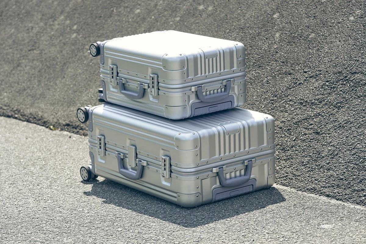 Aluminium Handbagage Koffer Mozzel Darrow - Reiskoffer Met Wielen - 51cm - Harde Koffer - Zilver 21 Aluminium Handbagage Koffer Mozzel Darrow - Reiskoffer Met Wielen - 51cm - Harde Koffer - Zilver - Afbeelding 19