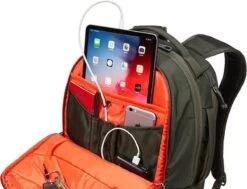 Thule Subterra 30L - Laptop Rugzak 15.6 Inch - Dark Forest -Reisbagage Winkel 1200x918 2