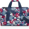 Reisenthel Allrounder L Reistas Sporttas - 30L - Florist Indigo Blauw 1 Reisenthel Allrounder L Reistas Sporttas - 30L - Florist Indigo Blauw -Reisbagage Winkel 1200x923 1