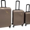 Ganz-Kofferset-3-delig-Taupe-Abs-Lichtgewicht-Trolley -Reisbagage Winkel 1200x934 2