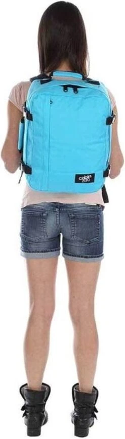 CabinZero Classic 28L Ultra Light Bag Black Sand -Reisbagage Winkel 343x1200 2