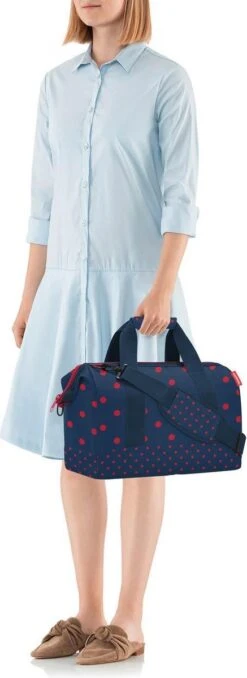 Reisenthel Allrounder M Reistas Sporttas - 18L - Mixed Dots Red Rood -Reisbagage Winkel 437x1200 4