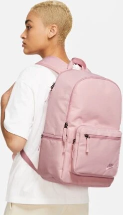 Nike Heritage Eugene Rugzak 23L -Reisbagage Winkel 688x1200 7