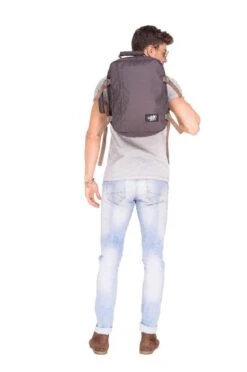 CabinZero Classic 28L Ultra Light Bag Black Sand -Reisbagage Winkel 796x1200 17