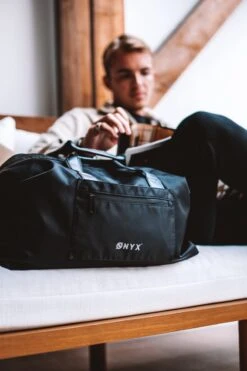 ONYX® Reistas 25L - Lichtgewicht Weekendtas - Sporttas - Waterafstotend En Duurzaam - Zwart -Reisbagage Winkel 799x1200 251