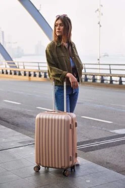 Decent Tranporto-One Reiskoffer 66 Cm - Zalmroze -Reisbagage Winkel 800x1200 95