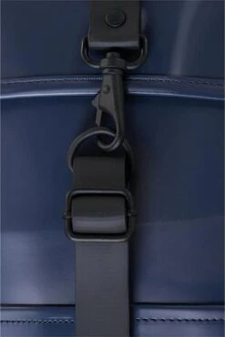 Rains Backpack Mini Unisex - Shiny Blue - One Size -Reisbagage Winkel 802x1200 20