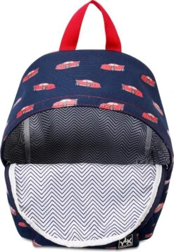 YLX Hemlock Rugzak (S) / Rugzak Voor Kinderen (jongens). Marine Blauw Met Rode Auto's. Gemaakt Van Gerecyclede Plastic Flessen. Eco-vriendelijk. Rugzak - Peuters - Kleuters - Kinderdagverblijf - Jongens - Auto's 11 YLX Hemlock Rugzak (S) / Rugzak Voor Kinderen (jongens). Marine Blauw Met Rode Auto's. Gemaakt Van Gerecyclede Plastic Flessen. Eco-vriendelijk. Rugzak - Peuters - Kleuters - Kinderdagverblijf - Jongens - Auto's -Reisbagage Winkel 829x1200 2