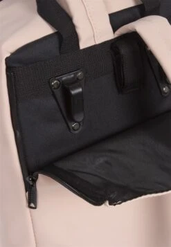 Splash - Fietstas - Rugtas - Waterafstotend Roze 15 Splash - Fietstas - Rugtas - Waterafstotend Roze -Reisbagage Winkel 830x1200 22