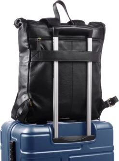 WILD WOODS Leren 15 Inch Laptop Rugtas Met Kliksluiting - 15,6 Inch - Ruime Laptop Rugzak - Dames En Heren - Rundleer - Zwart -Reisbagage Winkel 891x1200 10